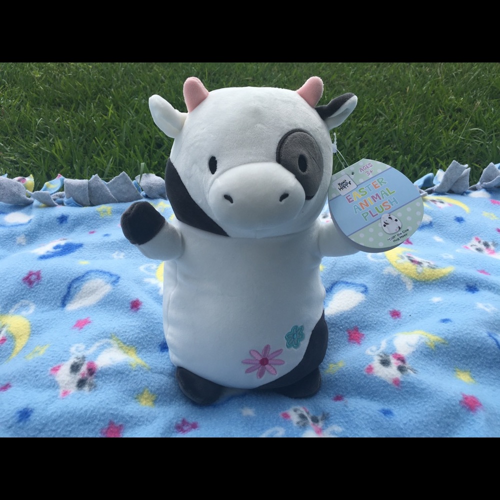 Cliff the Grazing Cow Hug Me Squishmallow 11in